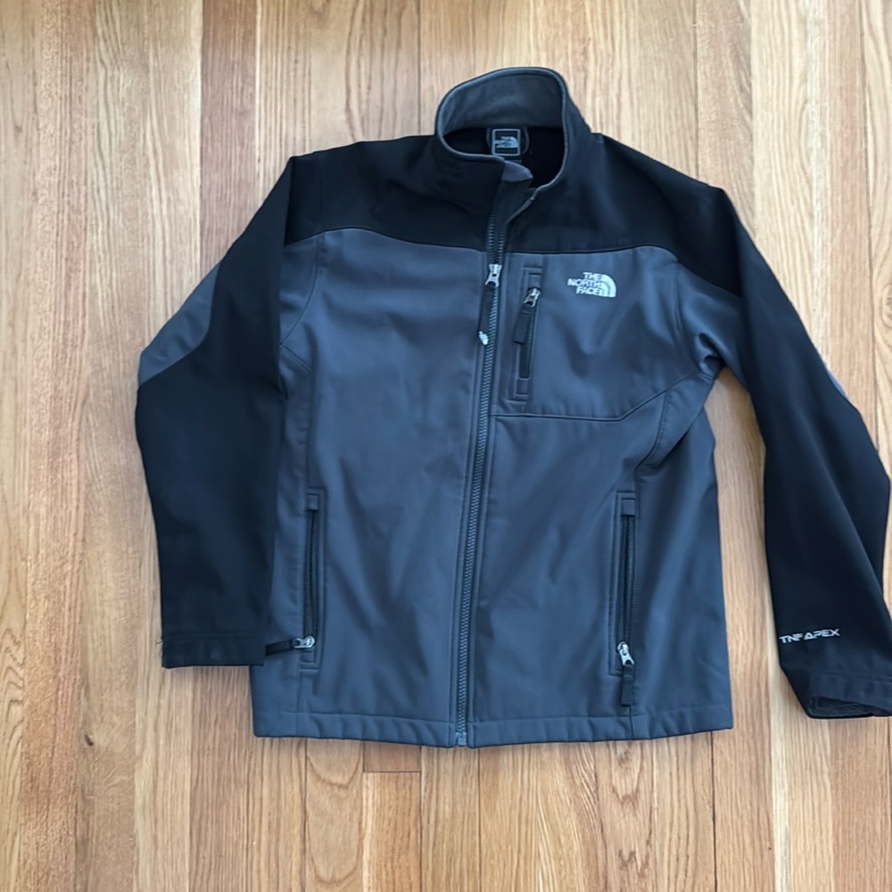 Boys North Face windbreaker